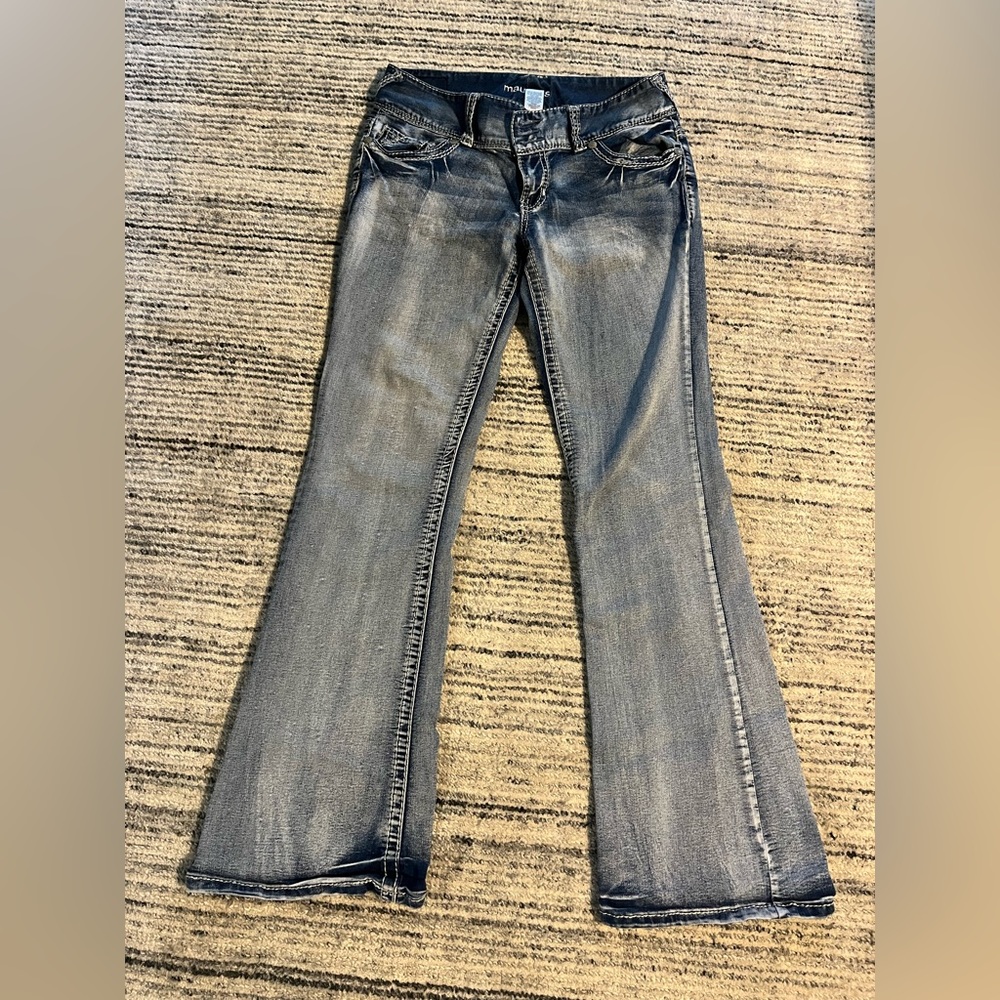 Maurices jeans